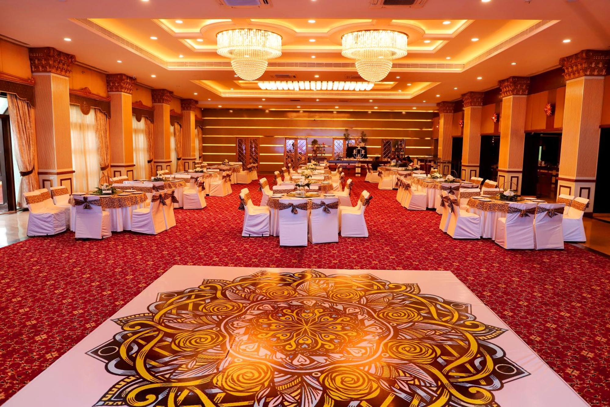 Jalsa Hotel & Banquets,インドール エクステリア 写真