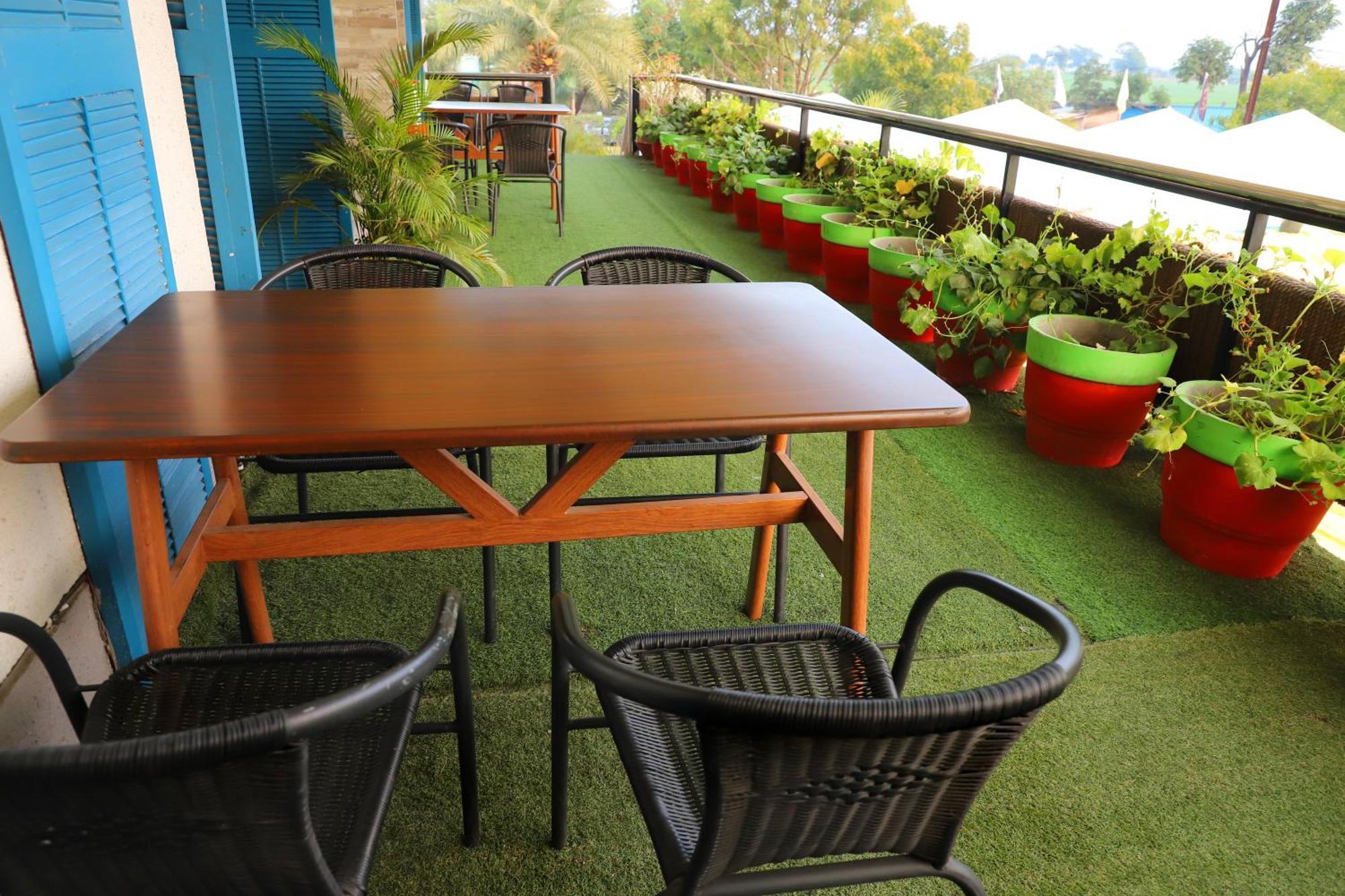 Jalsa Hotel & Banquets,インドール エクステリア 写真